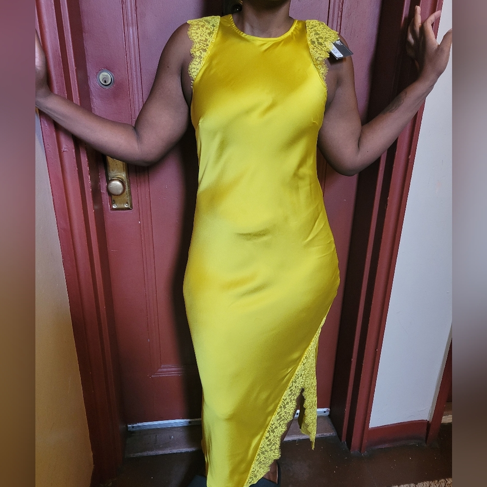 FUTURE COLLECTIVE WOMEN'S  YELLOW MAXI SLIP DRESS SIZE M